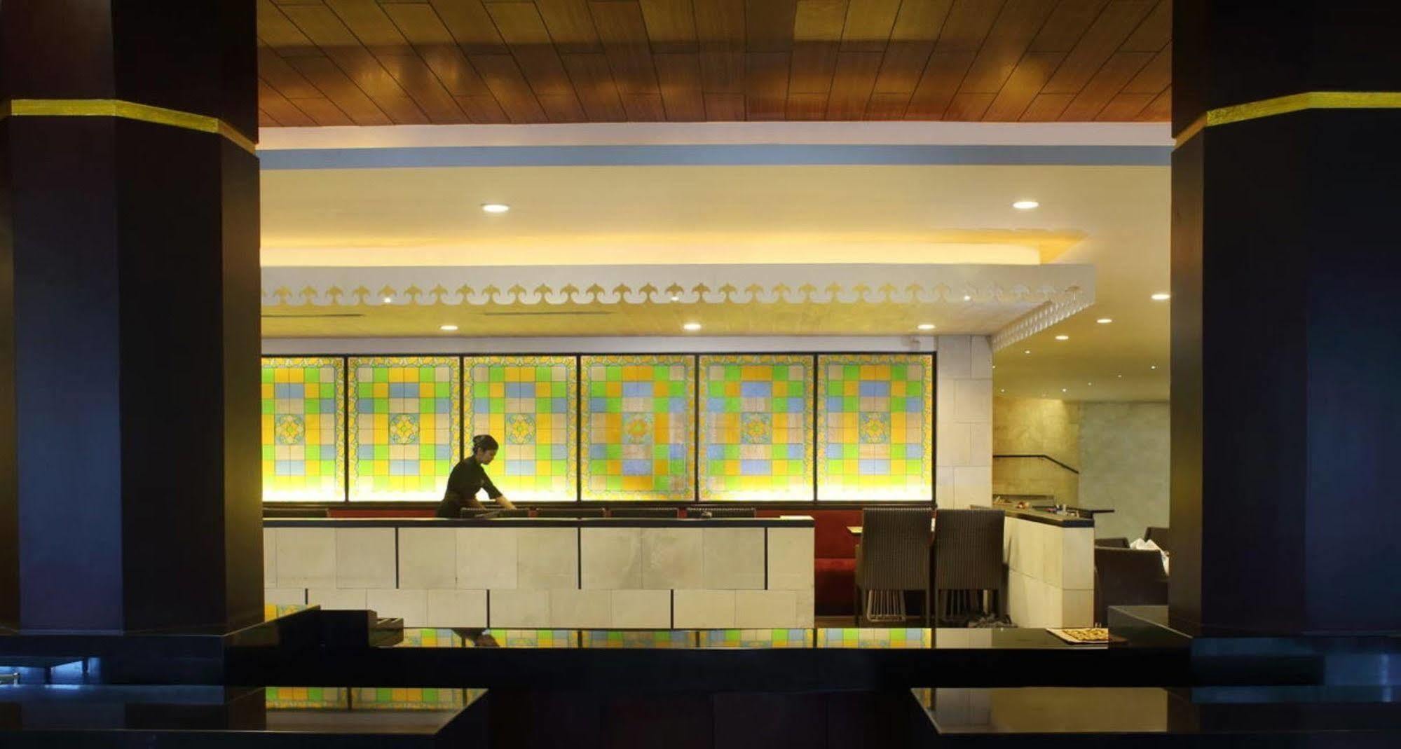 Hotel Santika Premiere Jogja Yogyakarta Esterno foto